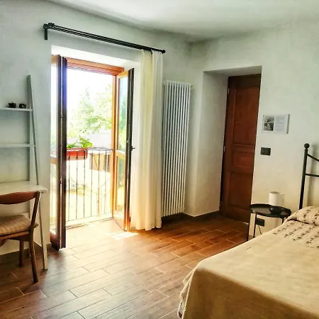 Nel Cuore Delle Cascate Couette-café *