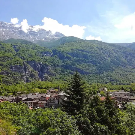 Nel Cuore Delle Cascate Bed & Breakfast